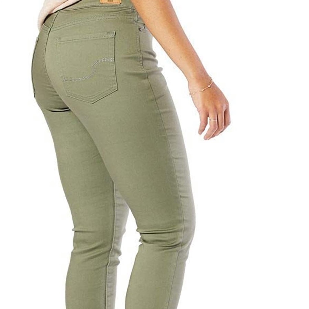 Army green Levi slip on pants